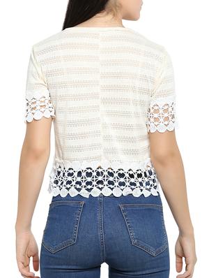 crochet detail graphic print top - 15336019 - Standard Image - 3