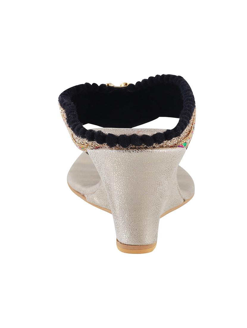 black toe separator wedges - 15339934 - Zoom Image - 3