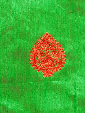 Shamrock green embroidered saree with blouse - 15342708 - Standard Image - 3