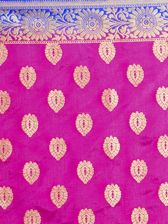 delicate golden zari banarasi saree with blouse - 15342712 - Zoom Image - 3