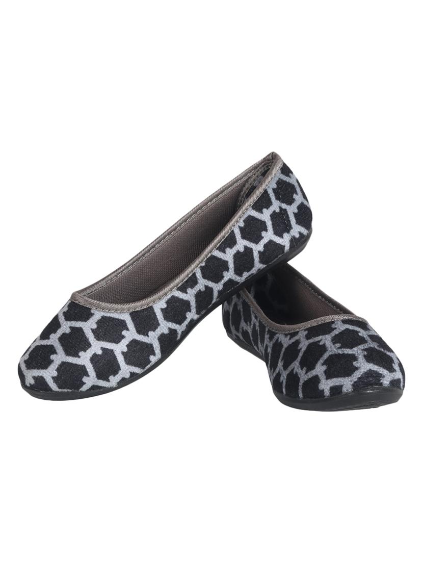 black fabric slip on ballerina - 15343119 - Zoom Image - 3