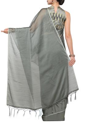 plain grey saree with tassels with blouse - 15344450 - Standard Image - 3