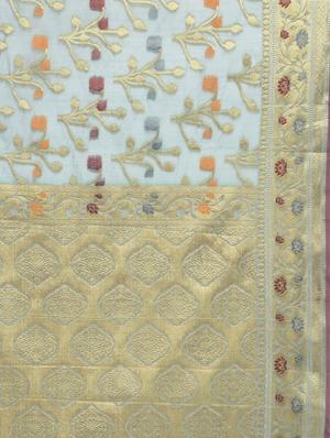 Zari Work Banarasi Saree with blouse - 15345656 - Standard Image - 3