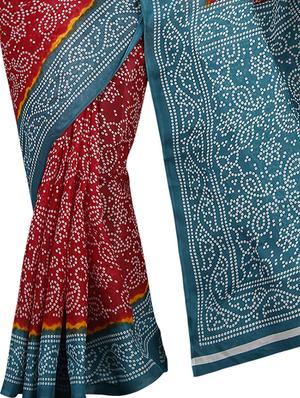 contrast bordered bandhani saree with blouse - 15353605 - Standard Image - 3