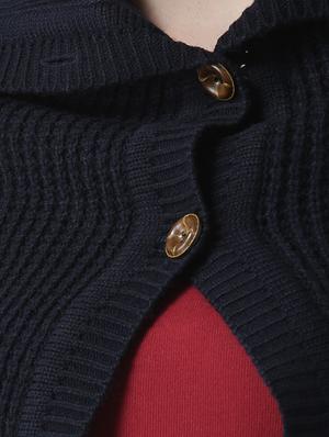 solid woolen capes - 15378568 - Standard Image - 3