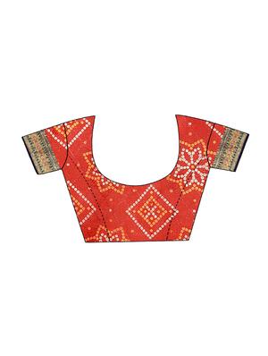Delicate Golden bordered bandhani saree with blouse - 15413716 - Standard Image - 3