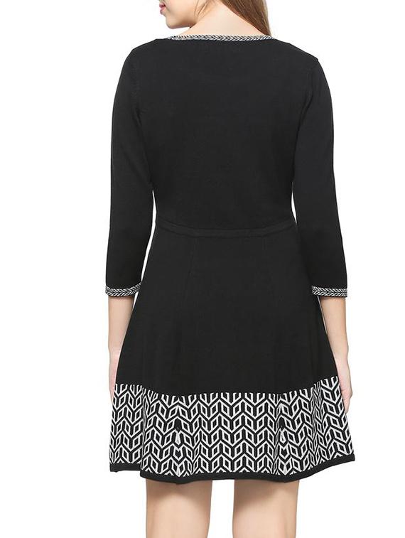 a-line geometric knitted dress - 15418264 - Zoom Image - 3