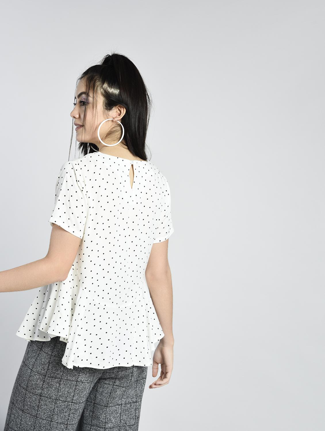 polka dotted asymmetric flared top - 15426414 - Zoom Image - 3