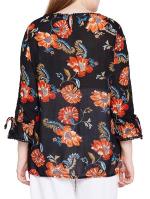 floral lace detail plus top - 15431303 - Standard Image - 3