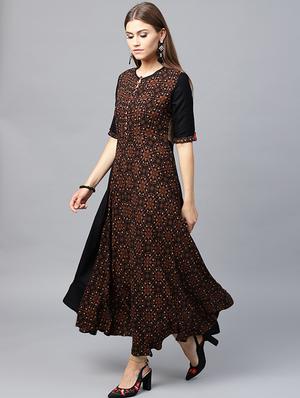 Printed flared ethnic dress - 15440579 - Standard Image - 3