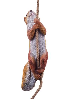 Squirrel Climbing Rope Decor ( Animal statue, Garden decor , Home decor, gift , hanging decoration , balcony ) - 15440886 - Standard Image - 3