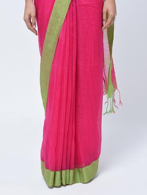 contrast border jamdani saree with blouse - 15452386 - Standard Image - 3