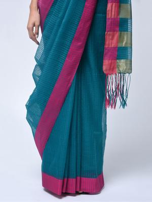 contrast border jamdani saree with blouse - 15452390 - Standard Image - 3
