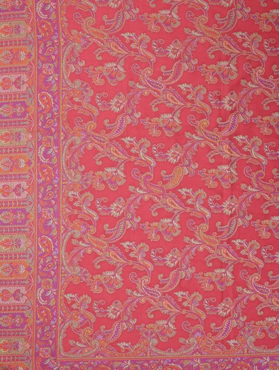 paisley jacquard pashmina shawl - 15468062 - Zoom Image - 3