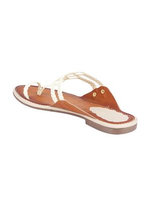 white one toe ethnic kolhapuris - 15472068 - Standard Image - 3