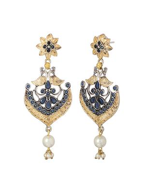grey oxidized earrings - 15472536 - Standard Image - 3