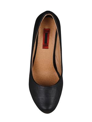black platforms pumps - 15481168 - Standard Image - 3