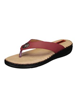maroon toe separator sandals - 15481193 - Standard Image - 3