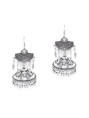 silver metal jewellery - 15485384 - Standard Image - 3