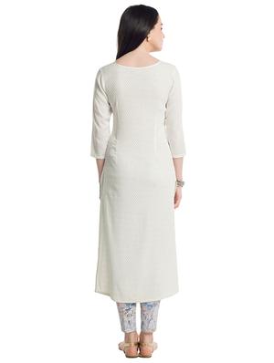 Straight embroidered kurta - 15494812 - Standard Image - 3