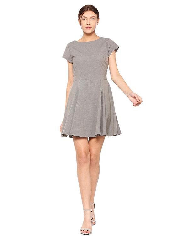short sleeved fit and flare dress - 15497938 - Zoom Image - 3