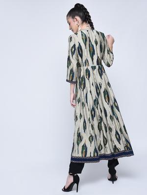 Silk Anarkali slit ikat print kurta - 15501402 - Standard Image - 3