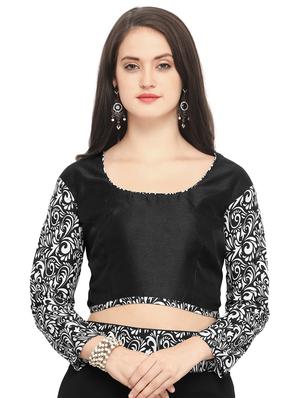 printed lace border black saree with blouse - 15503722 - Standard Image - 3