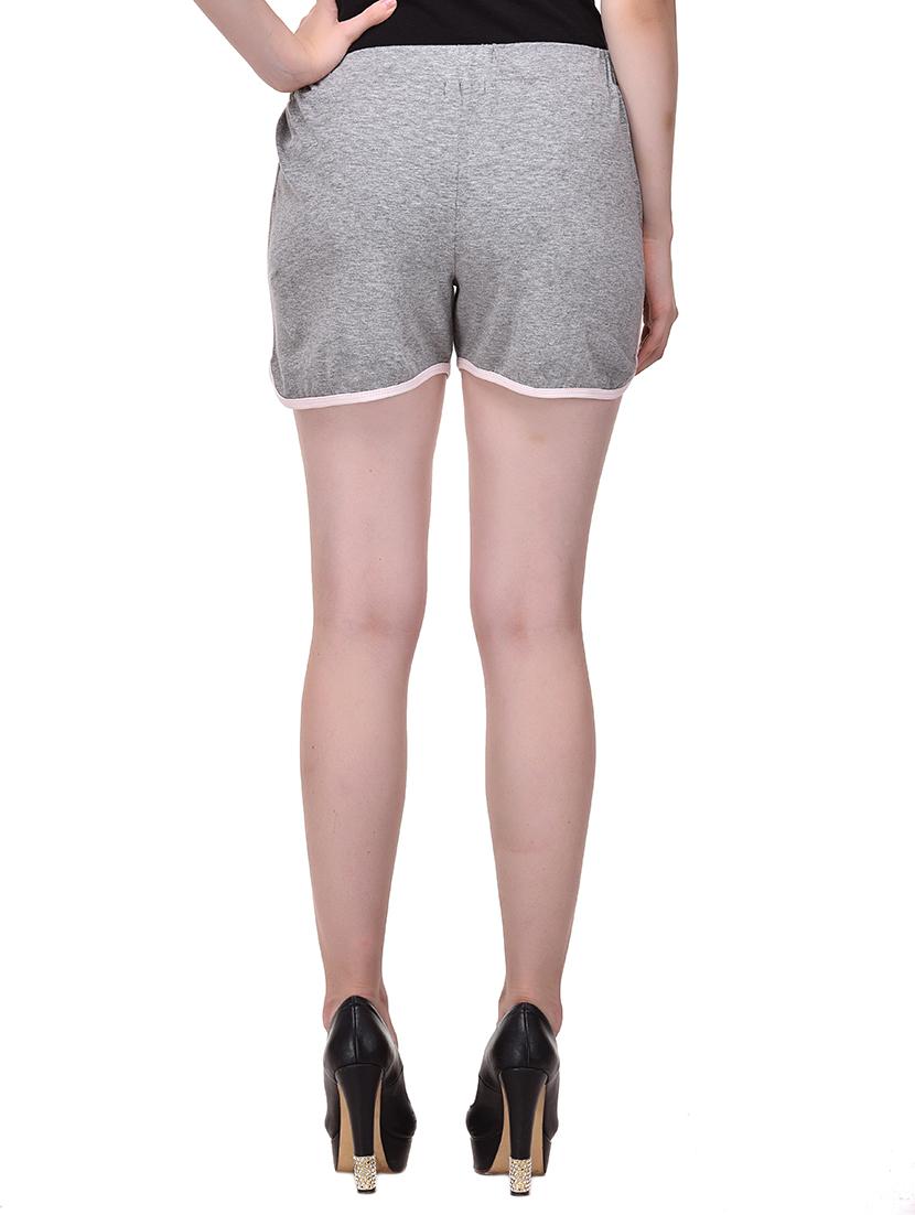 Contrast piping detail shorts - 15504333 - Zoom Image - 3