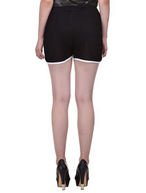 Contrast piping detail shorts - 15504334 - Standard Image - 3