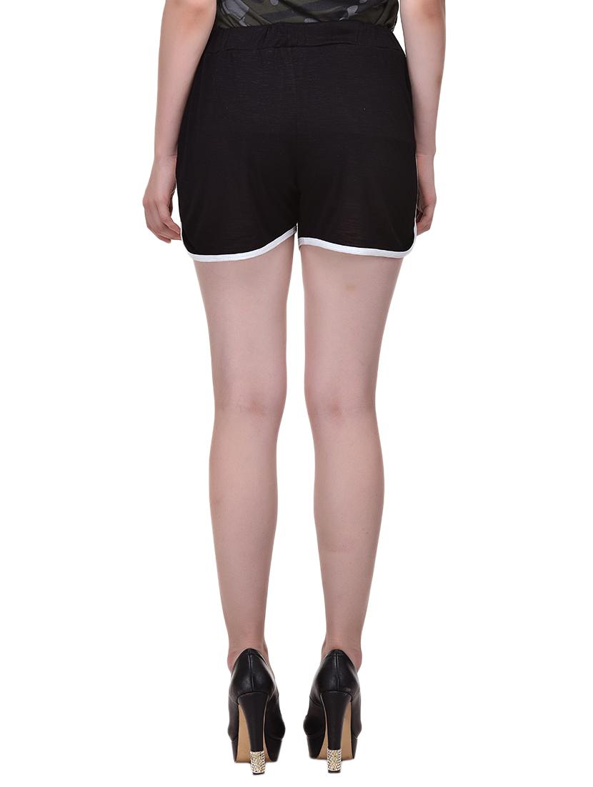 Contrast piping detail shorts - 15504334 - Zoom Image - 3