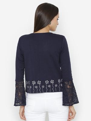 lace detailed sleeved printed top - 15518037 - Standard Image - 3