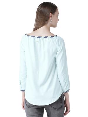 contrast detail button down top - 15519453 - Standard Image - 3