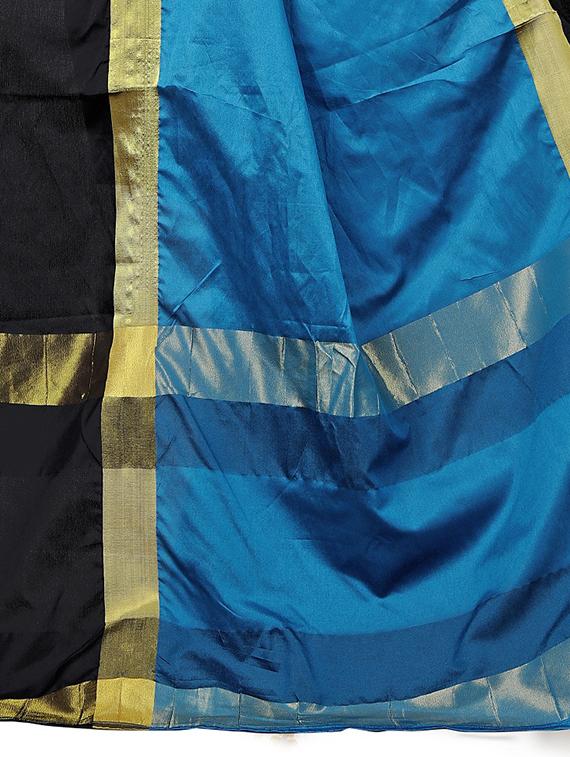 contrast bordered saree with blouse - 15535202 - Zoom Image - 3