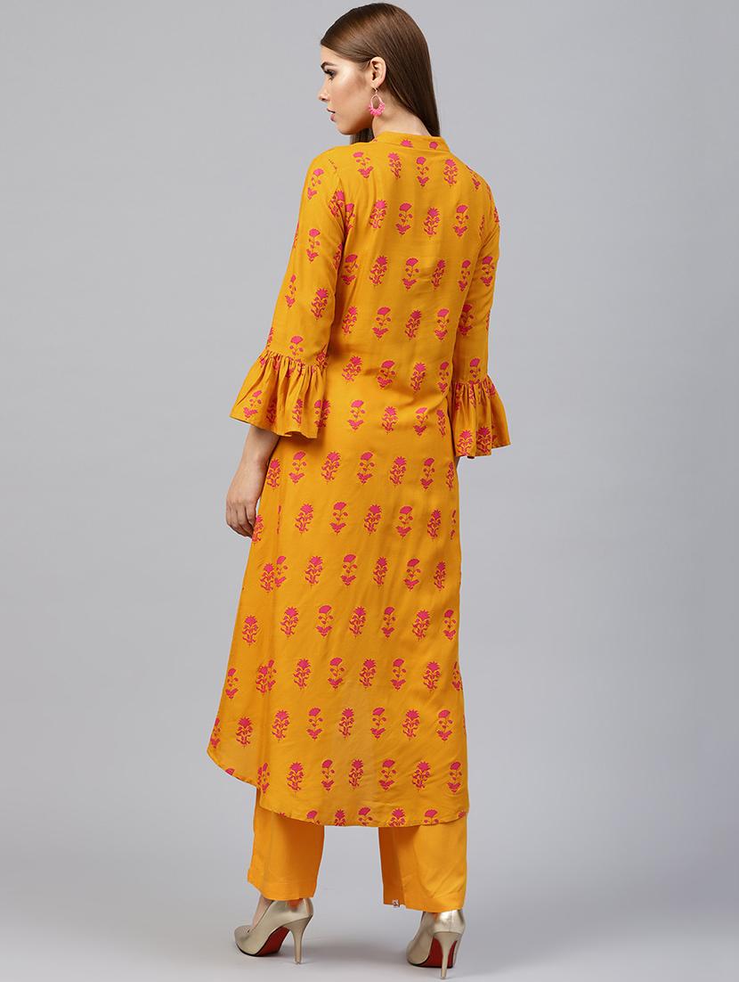 Floral bell sleeved kurta with palazzo set - 15586829 - Zoom Image - 3