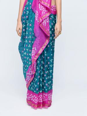 Zari bordered bandhani saree with blouse - 15606515 - Standard Image - 3