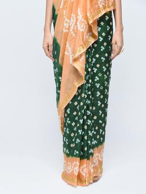 Bottle green bandhani saree with blouse - 15606519 - Standard Image - 3