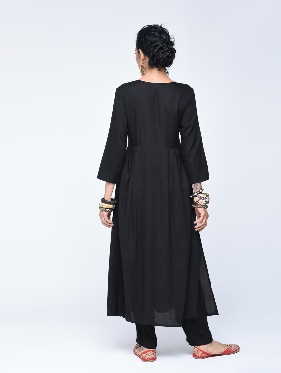 Foil print a-line kurta with tassels - 15606728 - Zoom Image - 3