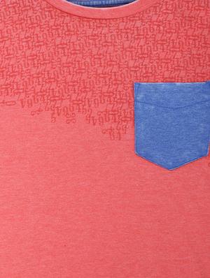 red cotton blend tshirt - 15610688 - Standard Image - 3