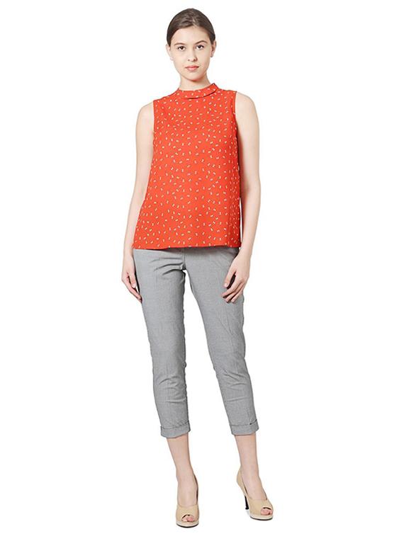 key hole back sleeveless top - 15610751 - Zoom Image - 3
