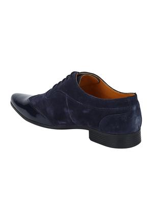 navy Suede lace-up brouges - 15613385 - Standard Image - 3