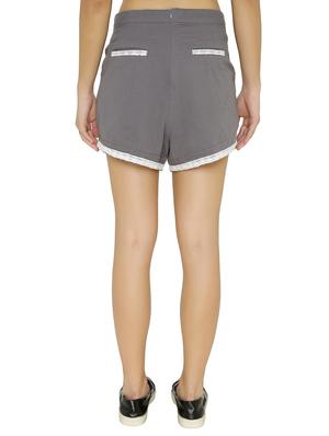 Contrast lace mid waist shorts - 15614570 - Standard Image - 3
