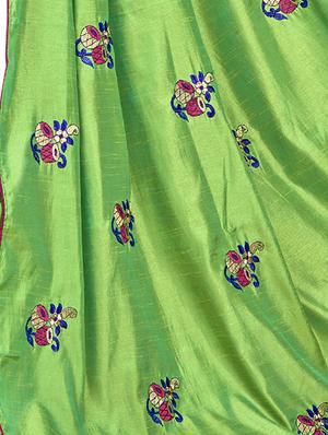 conversational green embroidered saree with blouse - 15615596 - Standard Image - 3