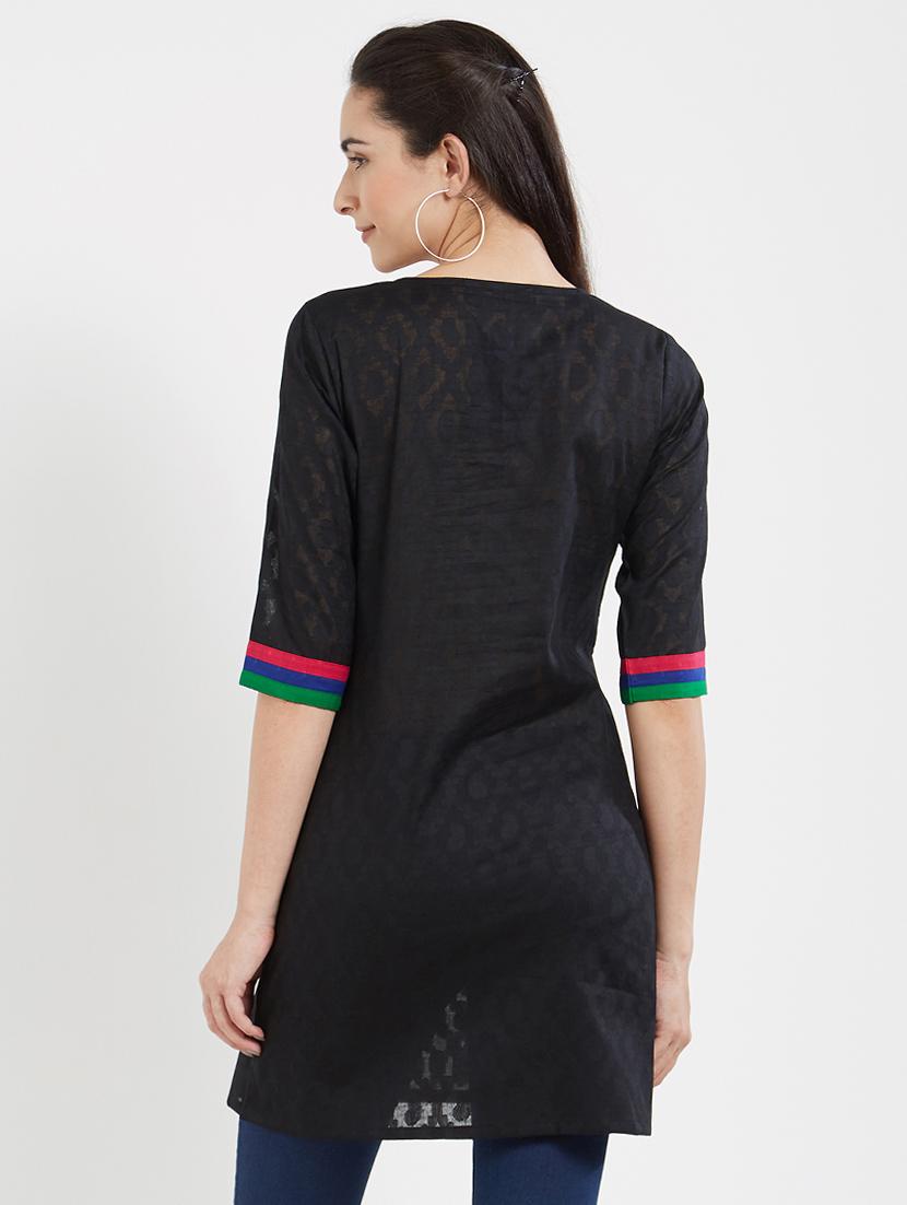 Pintucks straight kurti - 15619532 - Zoom Image - 3