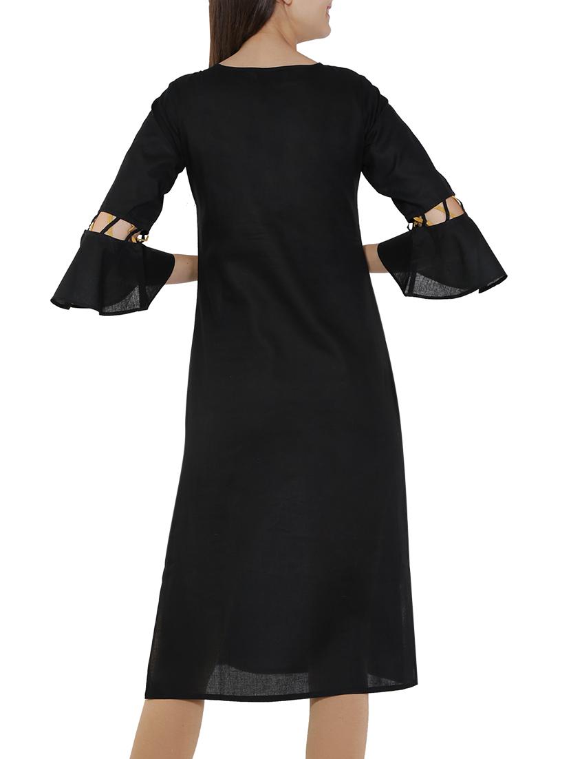 Straight criss-cross bell sleeves kurta - 15620260 - Zoom Image - 3