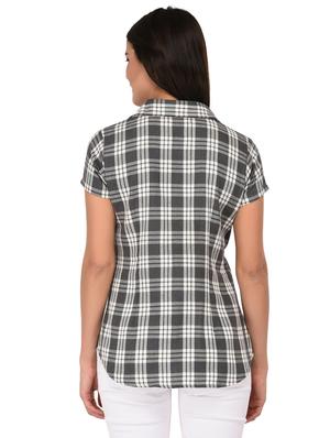 short sleeve checkered shirt - 15621190 - Standard Image - 3