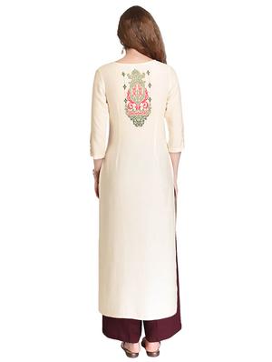 Straight embroidered pintucks kurta - 15621826 - Standard Image - 3