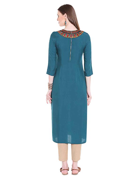 Straight embroidered kurta - 15621829 - Zoom Image - 3