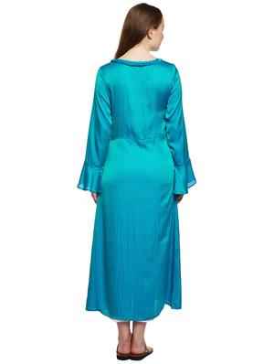 High slit pleated neck solid kurta - 15622383 - Standard Image - 3