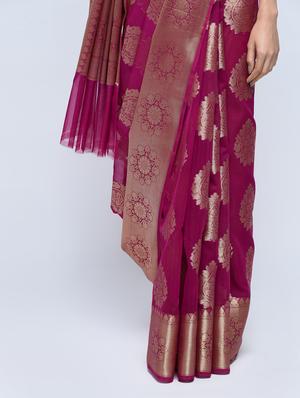 floral zari motif banarasi saree with blouse - 15622851 - Standard Image - 3