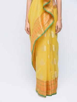 zari motif banarasi saree with blouse - 15622886 - Standard Image - 3